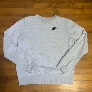 Woman’s Nike Crewneck Grey Casual Sweatshirt Size Woman’s Extra Small Crewneck